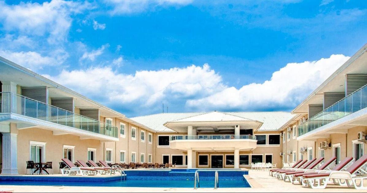 Harbel Royal Ambassador Hotel מראה חיצוני תמונה
